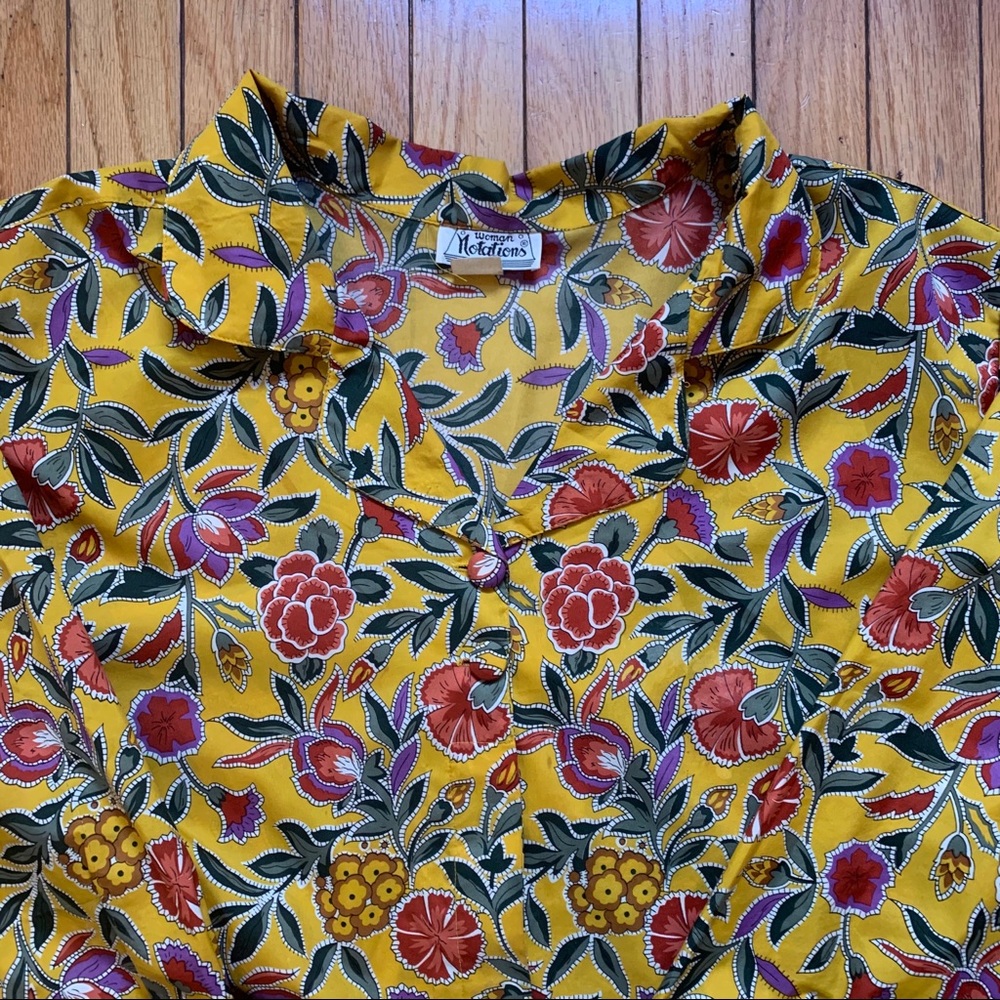 Beautiful patterned long sleeve - Picture 8 of 8